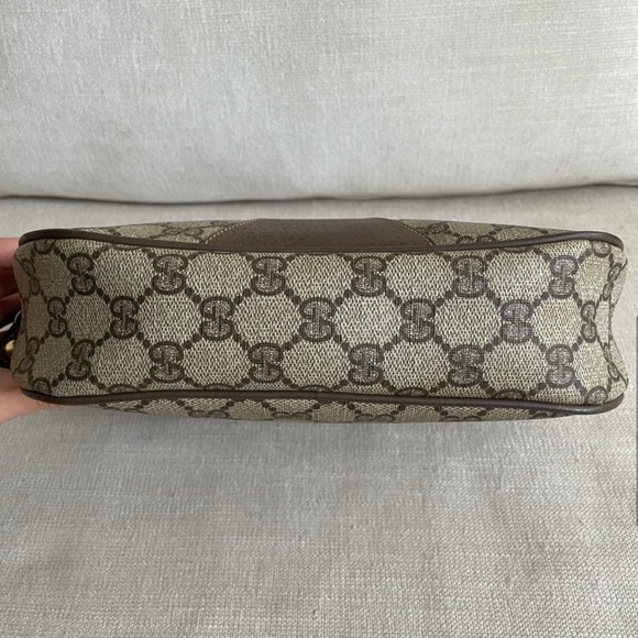 Authentic Vintage Gucci GG Sherry Clutch Bag / Wristlet - Picture 5 of 14